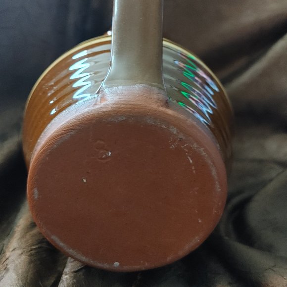 Handcrafted vase - Picture 1 of 3